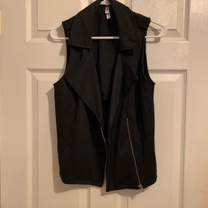 Black vest